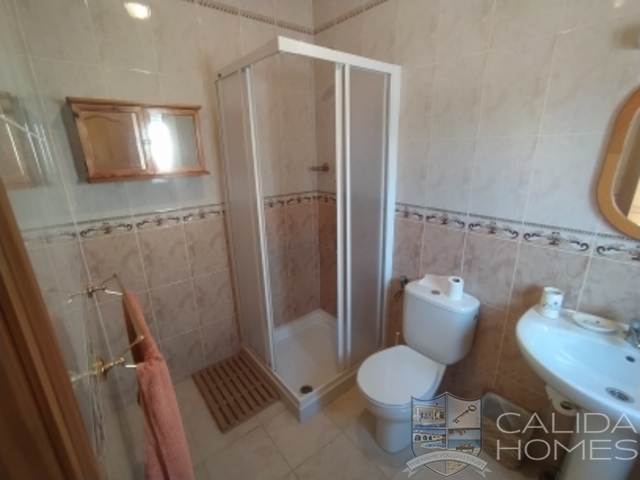 Villa Amanda : Resale Villa for Sale in Arboleas, Almería