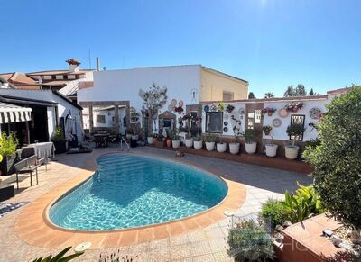 Villa Antas : Resale Villa in Antas, Almería