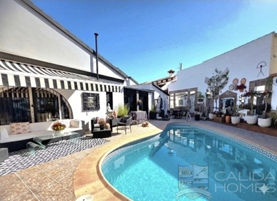 Villa Antas : Resale Villa in Antas, Almería