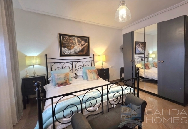 Villa Antas : Resale Villa for Sale in Antas, Almería
