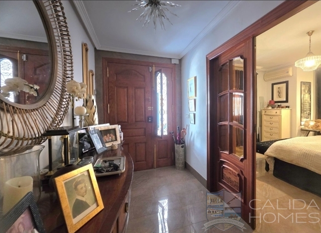 Villa Antas : Resale Villa for Sale in Antas, Almería