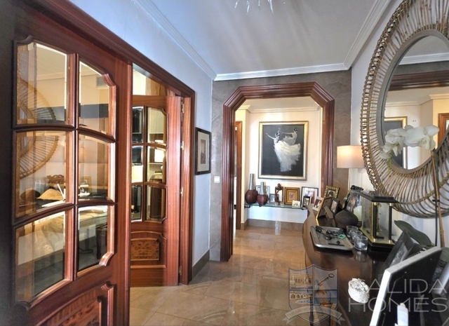 Villa Antas : Resale Villa for Sale in Antas, Almería