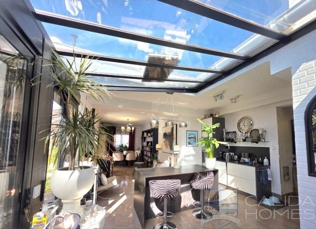 Villa Antas : Resale Villa for Sale in Antas, Almería