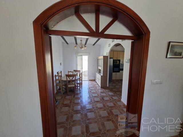 Villa Arcos : Resale Villa for Sale in Cantoria, Almería