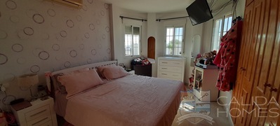 Villa Ash : Resale Villa in Albox, Almería