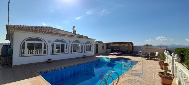 Villa Ash : Resale Villa for Sale in Albox, Almería