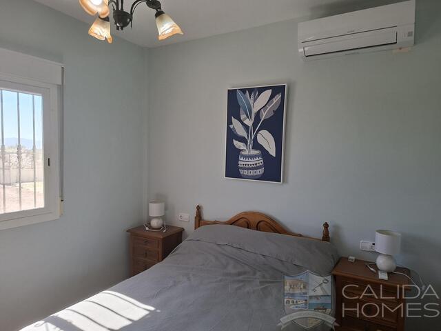 Villa Aster : Resale Villa for Sale in Albox, Almería