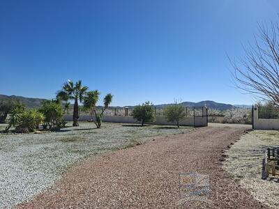 Villa Aster : Resale Villa in Albox, Almería