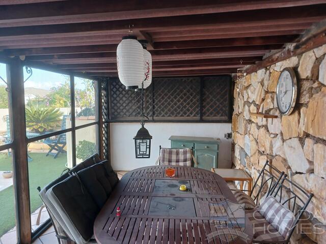 Villa Aston : Resale Villa for Sale in Arboleas, Almería