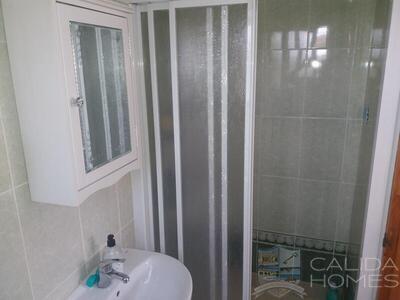 Villa Aurora: Resale Villa in Arboleas, Almería