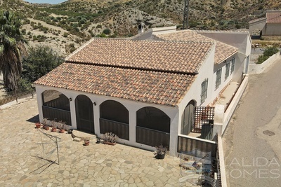 Villa Begonia : Herverkoop Villa in Arboleas, Almería