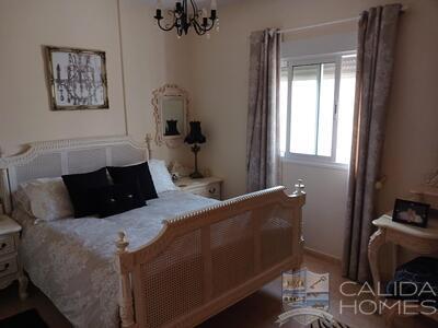 Villa Bella : Resale Villa in Arboleas, Almería