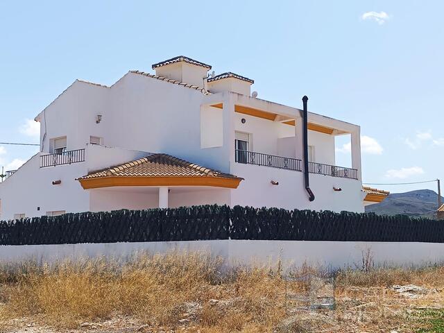 Villa Bellisimo 1: Herverkoop Villa te Koop in Zurgena, Almería