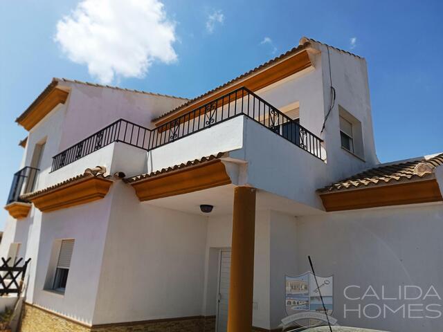 Villa Bellisimo 1: Revente Villa à vendre dans Zurgena, Almería