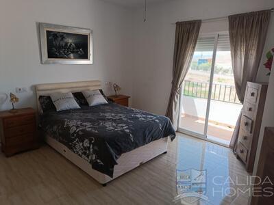 Villa Bellisimo 1: Resale Villa in Zurgena, Almería