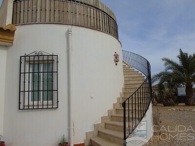 Villa Bellissimo: Resale Villa in Arboleas, Almería