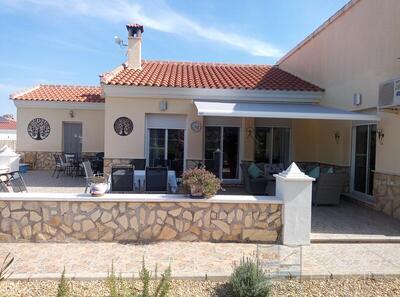 Villa Birch : Resale Villa in Arboleas, Almería