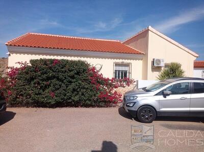 Villa Birch : Resale Villa in Arboleas, Almería