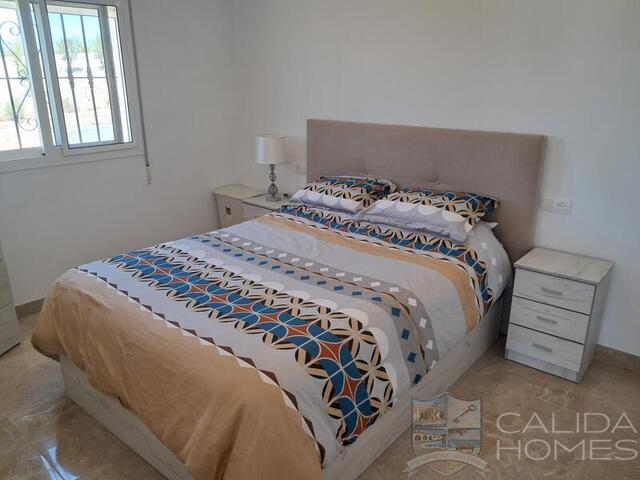 Villa Blanco: Resale Villa for Sale in Albox, Almería