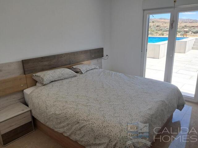Villa Blanco: Resale Villa for Sale in Albox, Almería