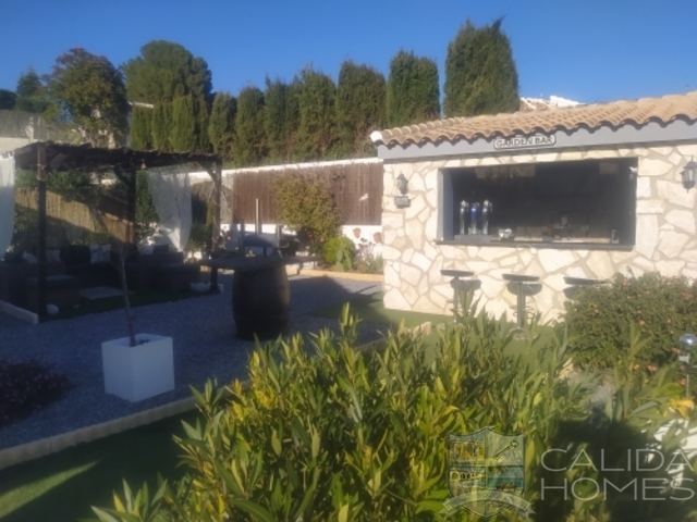 Villa Bliss : Resale Villa for Sale in Arboleas, Almería