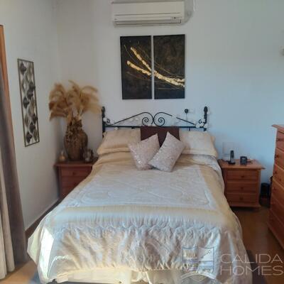 Villa Bloom : Resale Villa in Arboleas, Almería