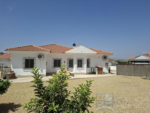 Villa Bodhi : Resale Villa for Sale in Arboleas, Almería