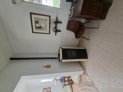 Villa Bodhi : Resale Villa in Arboleas, Almería
