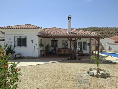 Villa Bodhi : Resale Villa in Arboleas, Almería