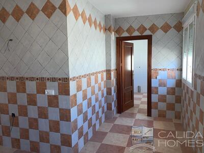 Villa Bonita: Resale Villa in Oria, Almería