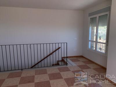Villa Bonita: Resale Villa in Oria, Almería
