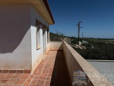 Villa Bonita: Resale Villa in Oria, Almería