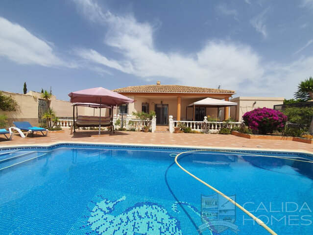 Villa Bright: Resale Villa for Sale in Albox, Almería