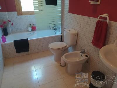 Villa Buena Vista : Resale Villa in Arboleas, Almería