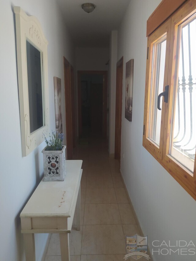 Villa Buena Vista : Resale Villa for Sale in Arboleas, Almería