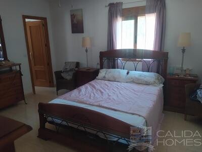 Villa Buena Vista : Resale Villa in Arboleas, Almería
