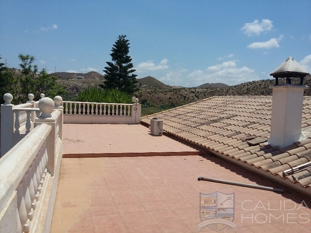 Villa Buena Vista : Resale Villa for Sale in Arboleas, Almería