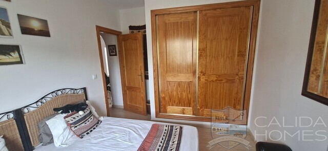 VILLA  BÚHO: Resale Villa for Sale in Los Higuerales, Almería