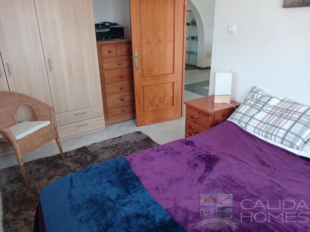 Villa Los Morillos : Resale Villa for Sale in Albox, Almería