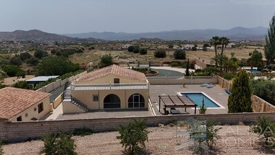 Villa Los Morillos : Resale Villa in Albox, Almería
