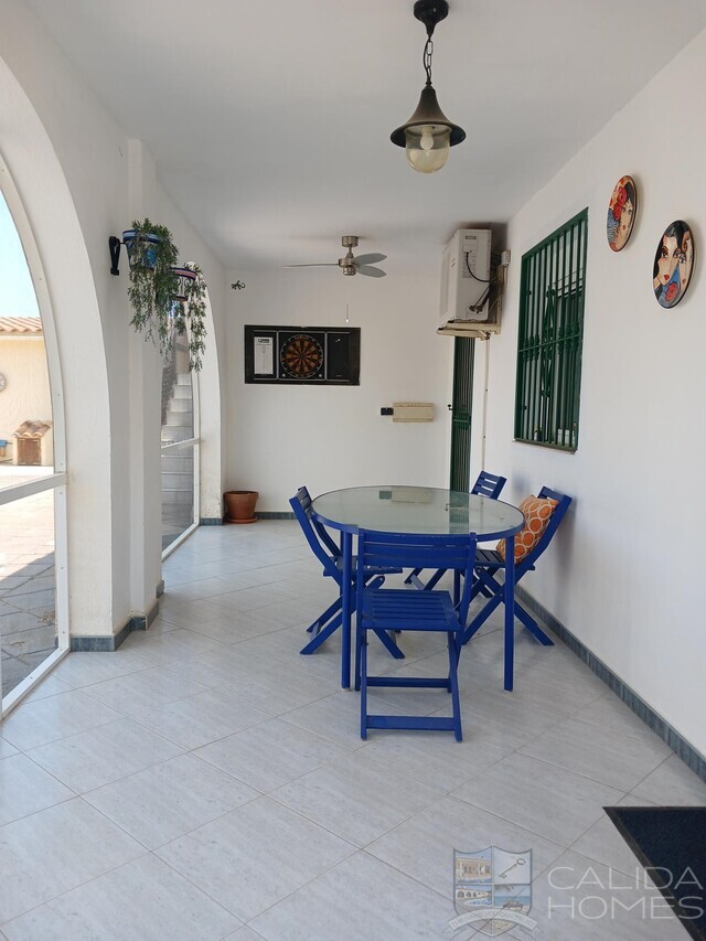 Villa Los Morillos : Resale Villa for Sale in Albox, Almería