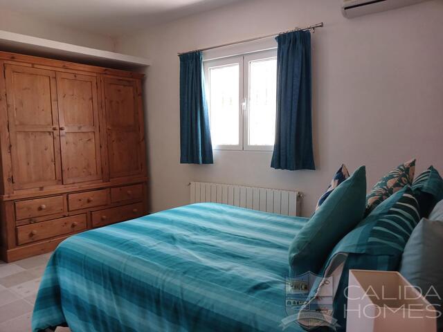 Villa Los Morillos : Resale Villa for Sale in Albox, Almería