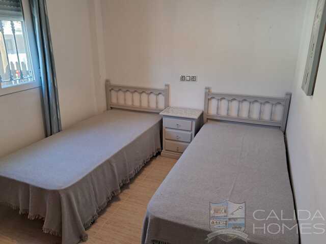 Villa Cameo: Resale Villa for Sale in Arboleas, Almería
