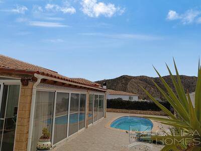 Villa Campion : Resale Villa in Arboleas, Almería