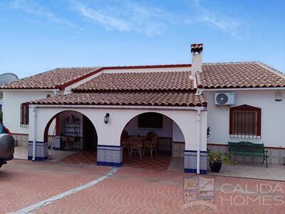 Villa Campion : Resale Villa in Arboleas, Almería