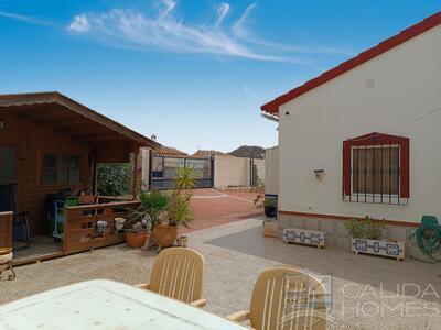 Villa Campion : Resale Villa in Arboleas, Almería