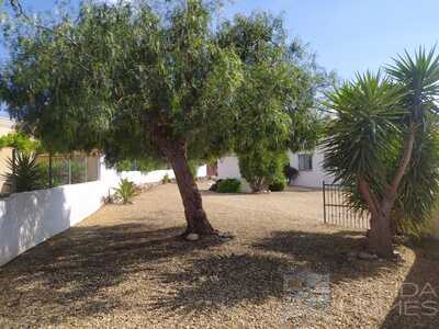 Villa Carob : Resale Villa in Arboleas, Almería