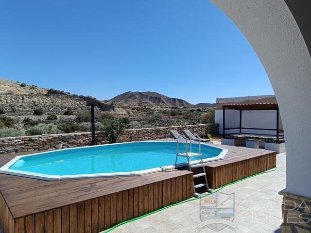 Villa Cassia: Herverkoop Villa te Koop in Arboleas, Almería