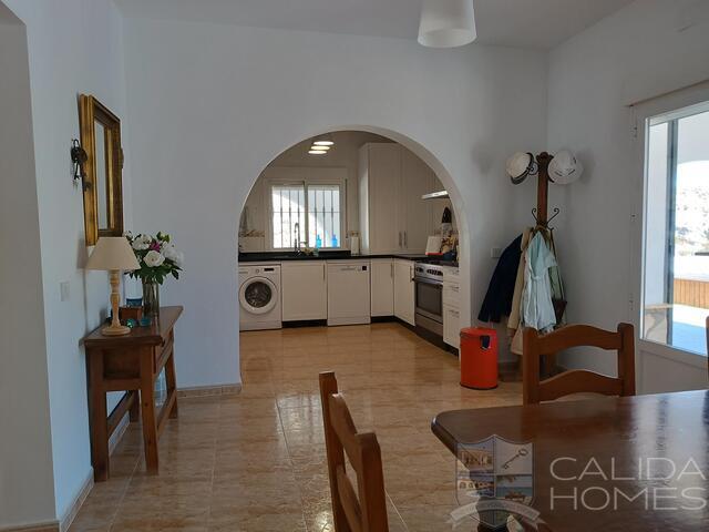 Villa Cassia: Herverkoop Villa te Koop in Arboleas, Almería