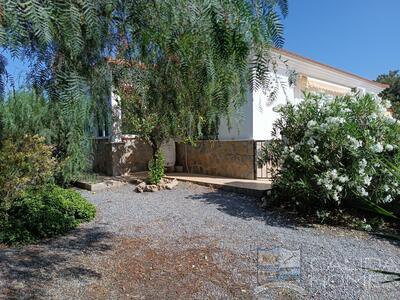 Villa Castillo: Resale Villa in Partaloa, Almería